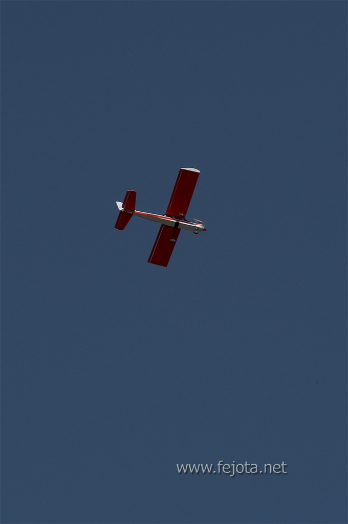 040908 044